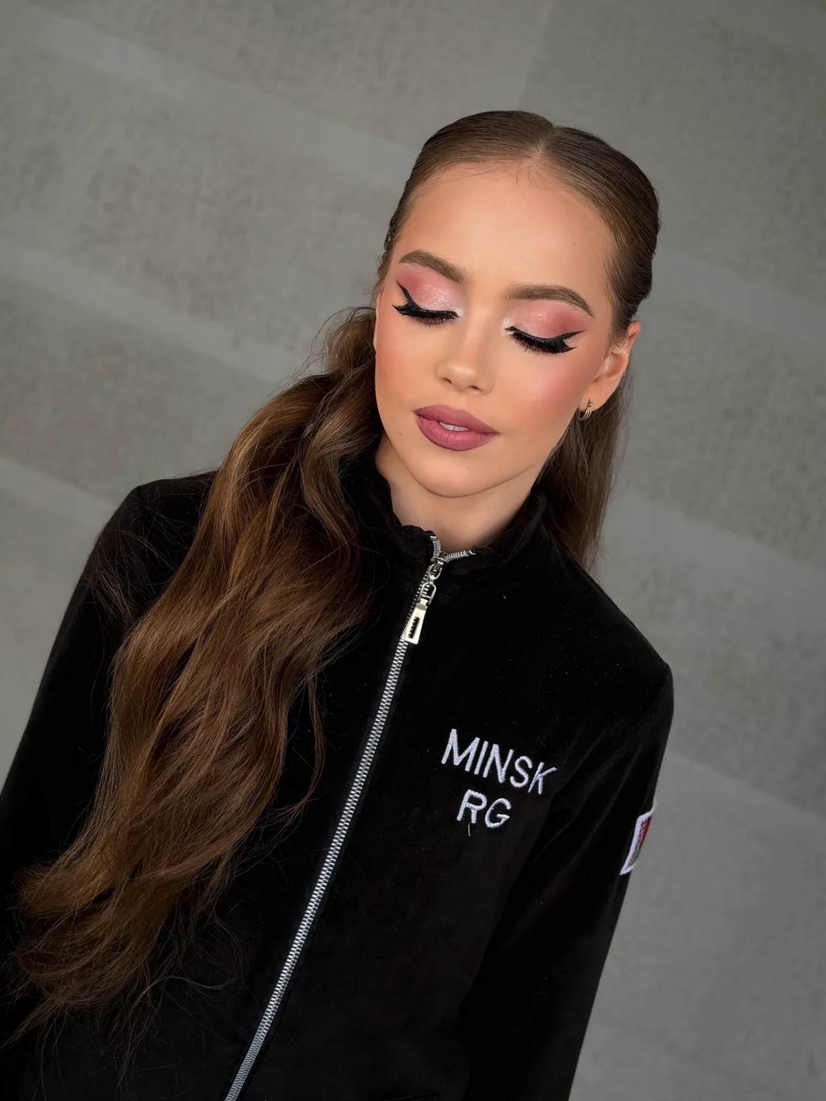 JUNIOR GOLD LOOK — пример работы